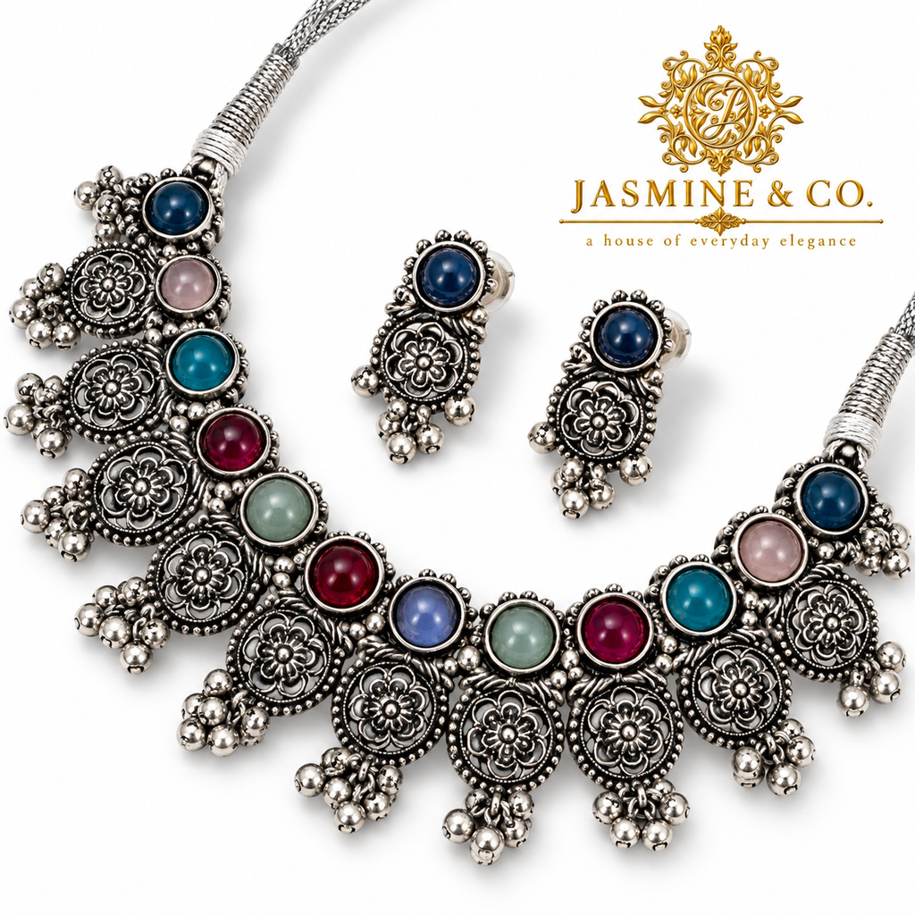Jasmine & Co. necklace set 26090712 — close-up detail