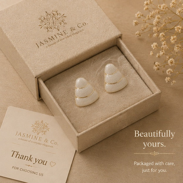 Anti-Tarnish Earrings Style 03 - Jasmine & Co. packaging